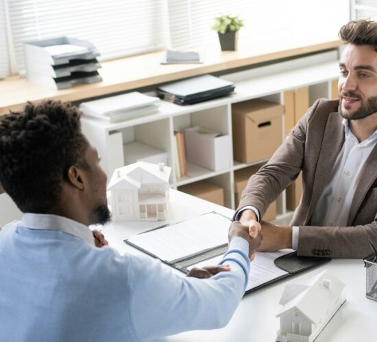 Frik De Meyere - Real Estate